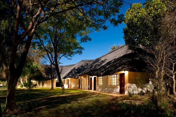 Mokuti Etosha Lodge