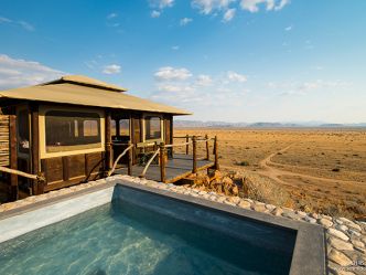 Moon Mountain Lodge - Plunge Pool auf der Veranda der Suite Moon Mountain Lodge - Plunge Pool auf der Veranda der Suite