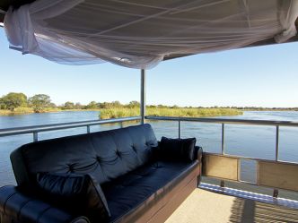 Ndhovu Safari Lodge - Hausboot Deck Ndhovu Safari Lodge - Hausboot Deck