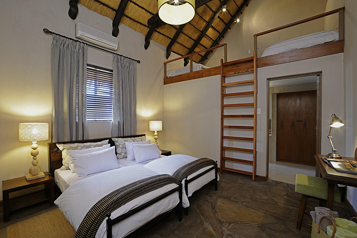 Onguma Bush Camp - Standard / Loft Zimmer