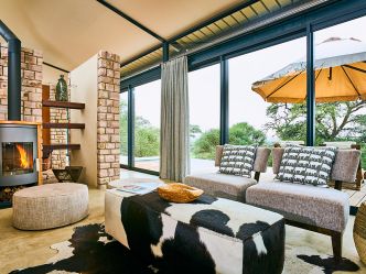 Otjimbondona Kalahari - Innenansicht Villa Warthog Otjimbondona Kalahari - Innenansicht Villa Warthog