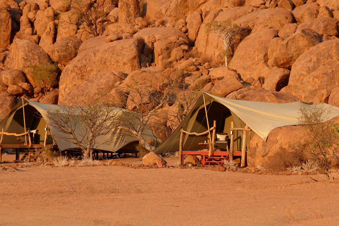 Twyfelfontein Adventure Camp - Zelt-Zimmer