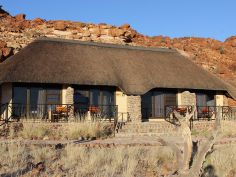 Twyfelfontein Lodge - Zimmer aussen