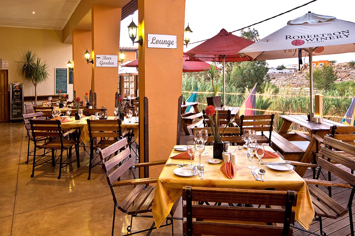 Bahnhof Hotel Aus - Terrasse