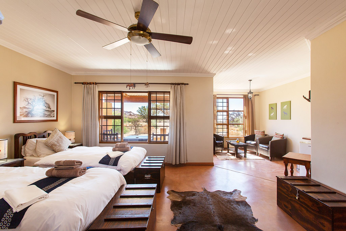 Klein Aus Vista - Desert Horse Inn