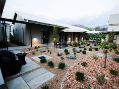 Elegant Guesthouse - Garten