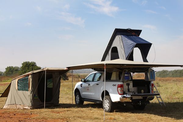 Ford Double Cab 2.2 Exclusive Safari Camper (Manual) mit Pop-up Dachzelt und Seitenzelt für 4-5 Personen