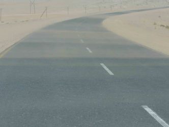 Sandsturm auf dem Weg nach Lüderitz Sandsturm auf dem Weg nach Lüderitz