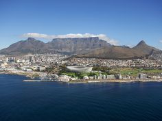 Kontraste: Windhoek - Cape Town, Cape Town mit Tafelberg