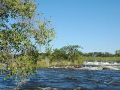 Sand , Rocks & Rivers - Okavango im Caprivi Streifen