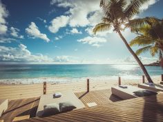 Carana Beach Hotel - Hotel Deck