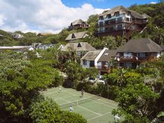 Crawfords Beach Lodge - Tennisplatz