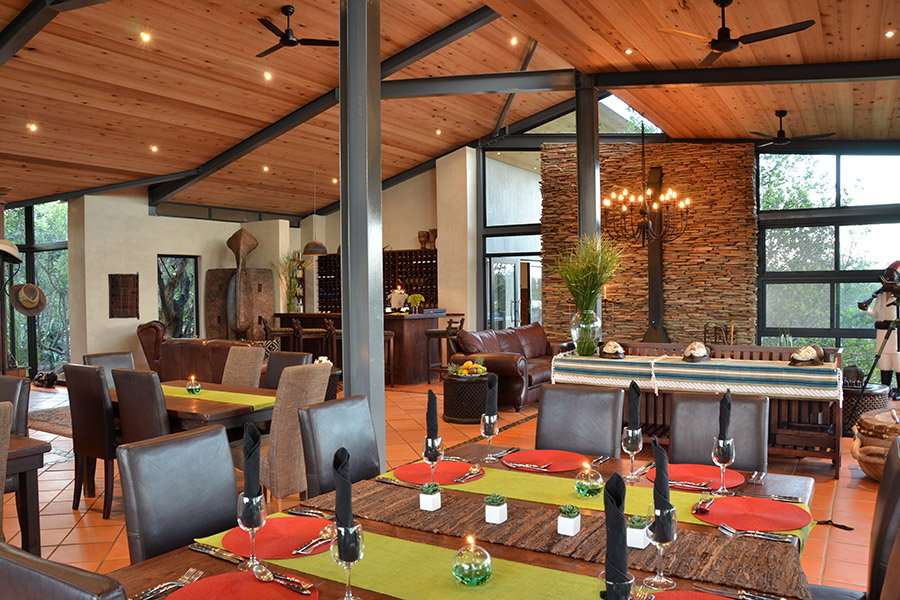 Greenfire Game Lodge - Speiseraum