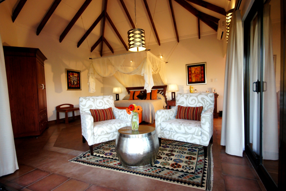 Idube Game Lodge - Makubela Suite