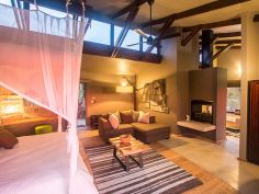 Rhino Ridge Safari Lodge - Bush oder Honeymoon Villa