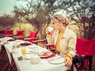 Rhulani Safari Lodge - Bush Breakfast Rhulani Safari Lodge - Bush Breakfast