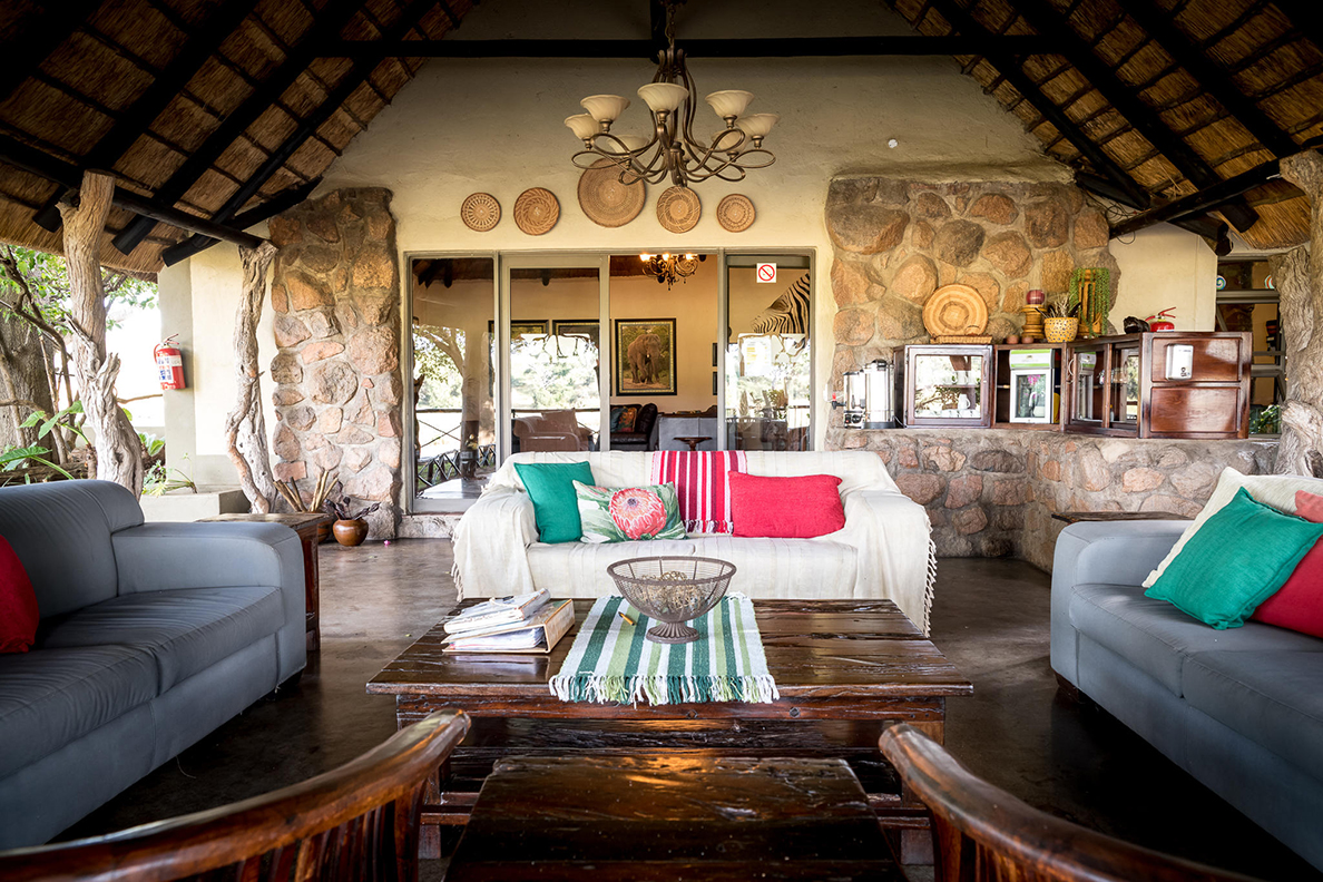 Umkumbe Safari Lodge - Haupthaus