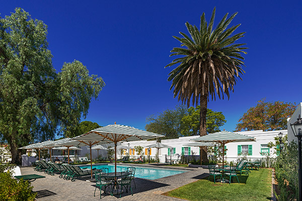 Drostdy Hotel, Pool und Garten