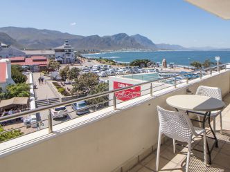 Harbour Square Hotel - Luxury Suite Balkon Harbour Square Hotel - Luxury Suite Balkon