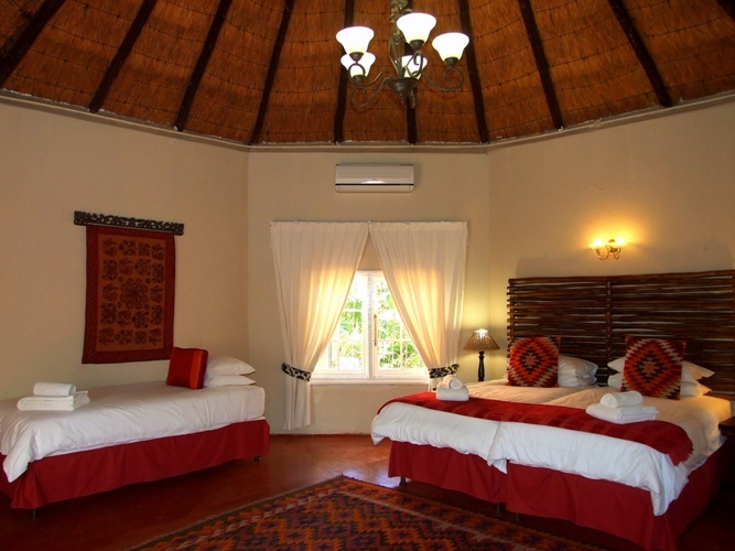 Lidiko Lodge - Dreibettzimmer