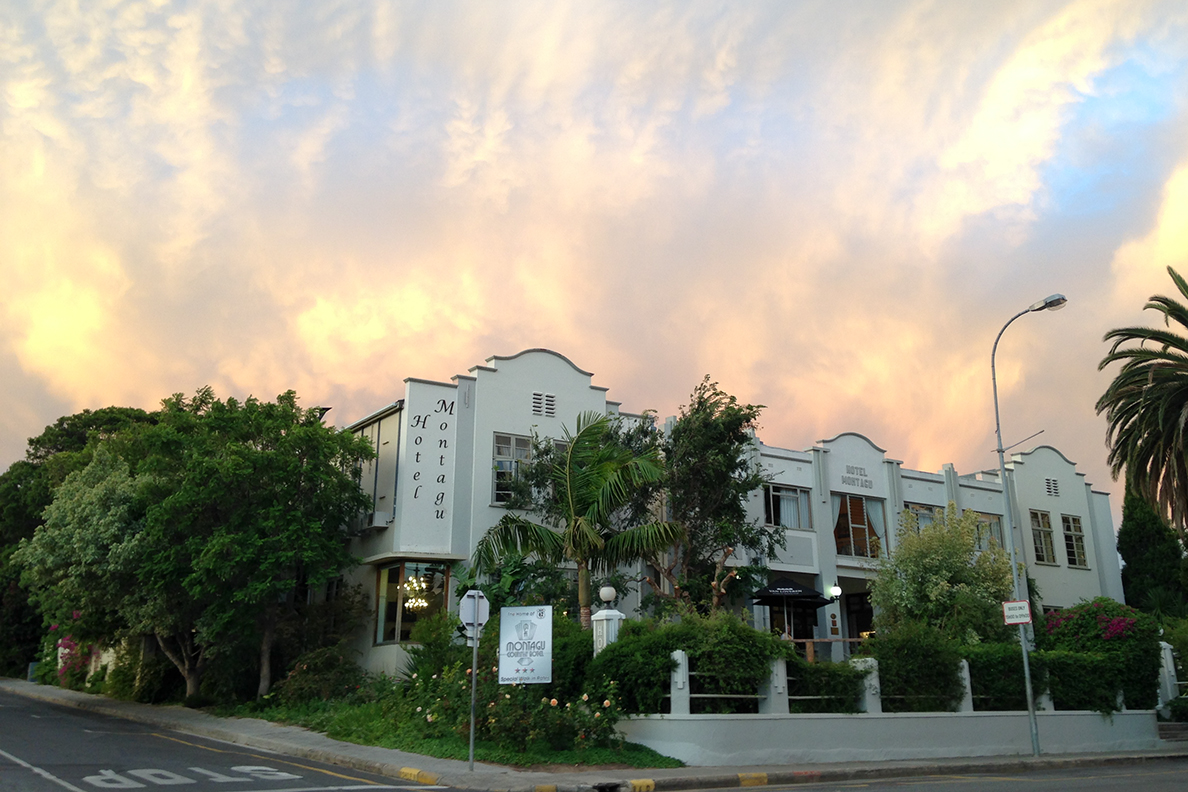 Montagu Country Hotel - Aussenansicht 1