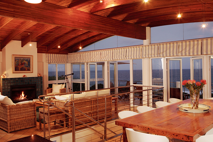 Periwinkle Guest Lodge - Lounge