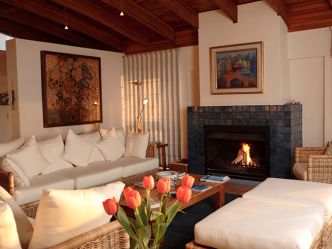 Periwinkle Guest Lodge - Lounge Periwinkle Guest Lodge - Lounge