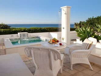 The Oyster Box Hotel - Sea Facing Deluxe Suite The Oyster Box Hotel - Sea Facing Deluxe Suite