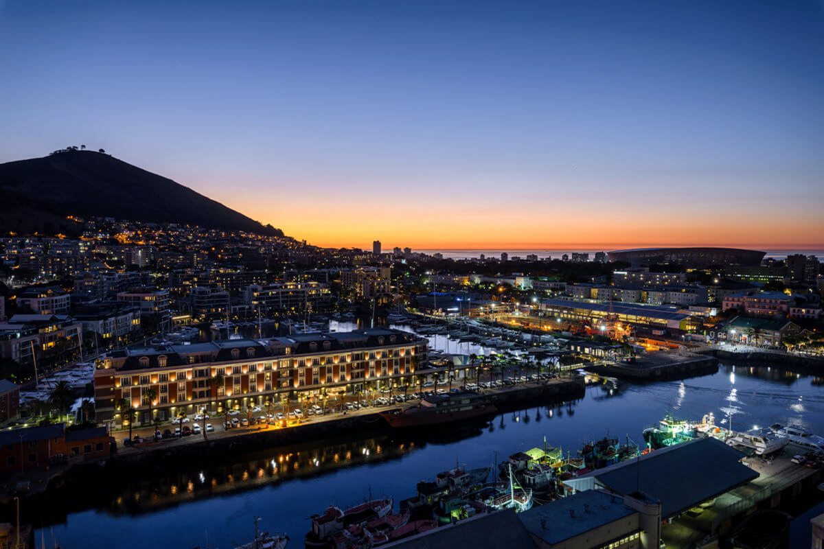 The Silo Hotel, Cape Town - Aussicht auf die V&amp;A Waterfront