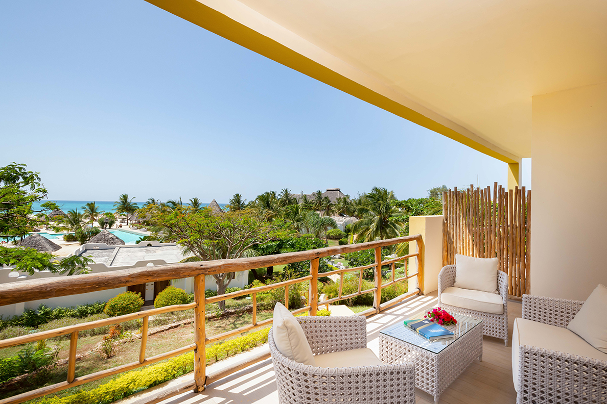 Gold Zanzibar Beach House &amp; Spa - Deluxe Ocean View Zimmer