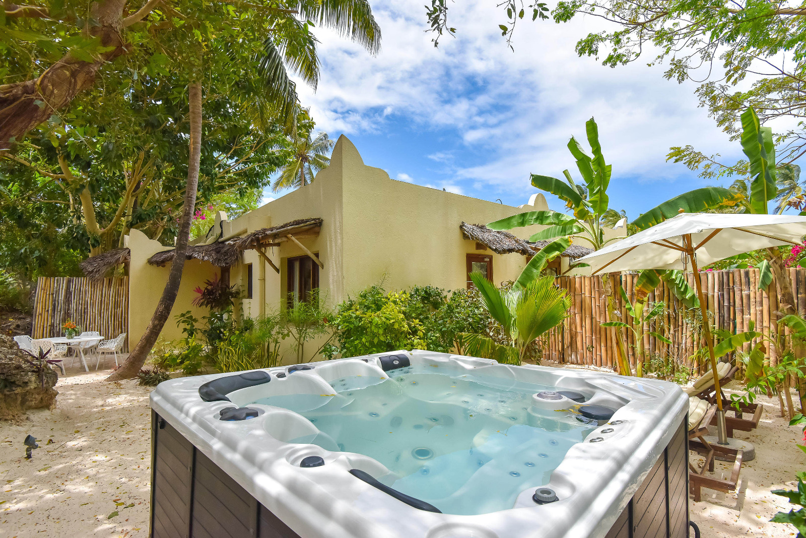 Zanzibar White Sand Luxury Villas &amp; Spa - Cinnamon Zimmer mit hot tub