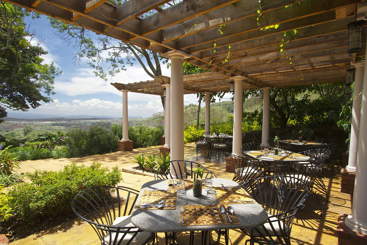 Gibb's Farm - Haupthaus Terrasse