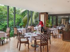 Kilimanjaro Hyatt Regency Hotel - Oriental Restaurant