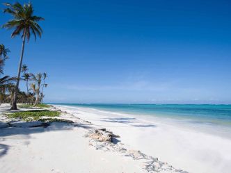 Strand bei Baraza, Zanzibar Ostküste Strand bei Baraza, Zanzibar Ostküste