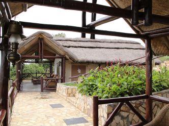 Mweya Safari Lodge - Zelt-Zimmer Mweya Safari Lodge - Zelt-Zimmer