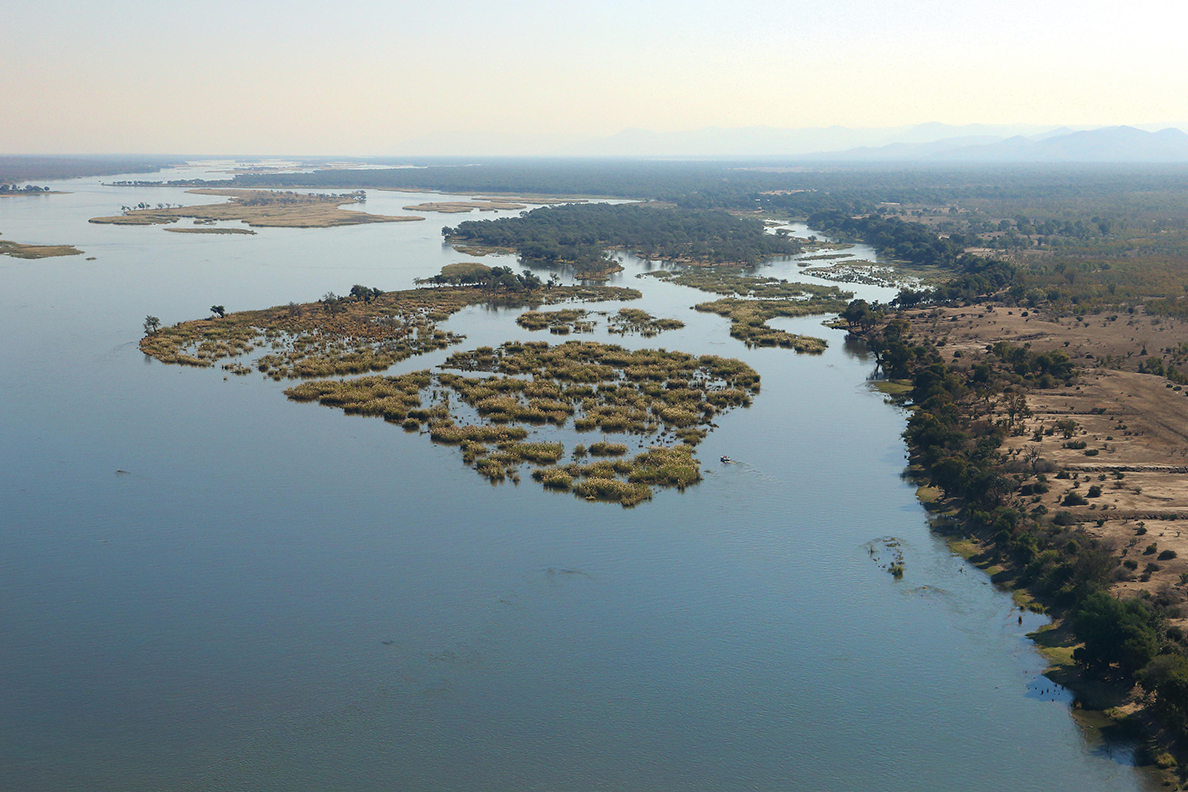 Anabezi Camp