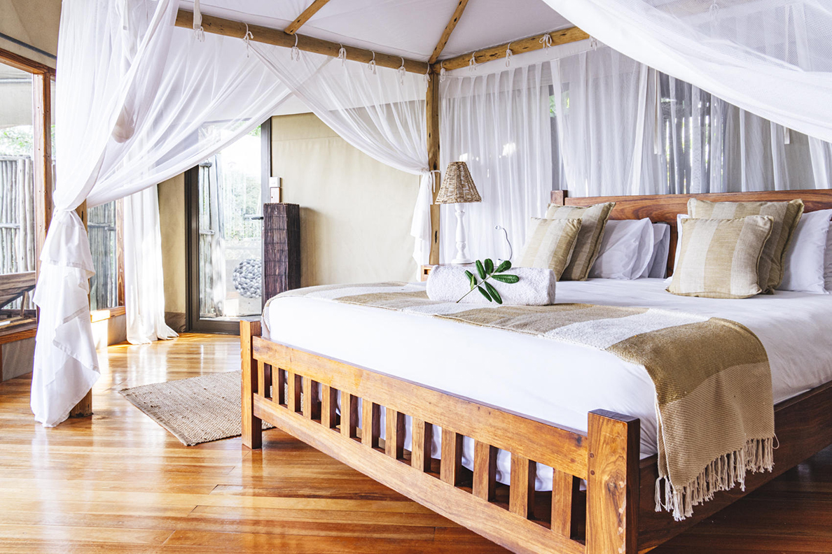 Anabezi Camp