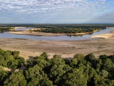 Kasikizi Bushcamp - Floodplains