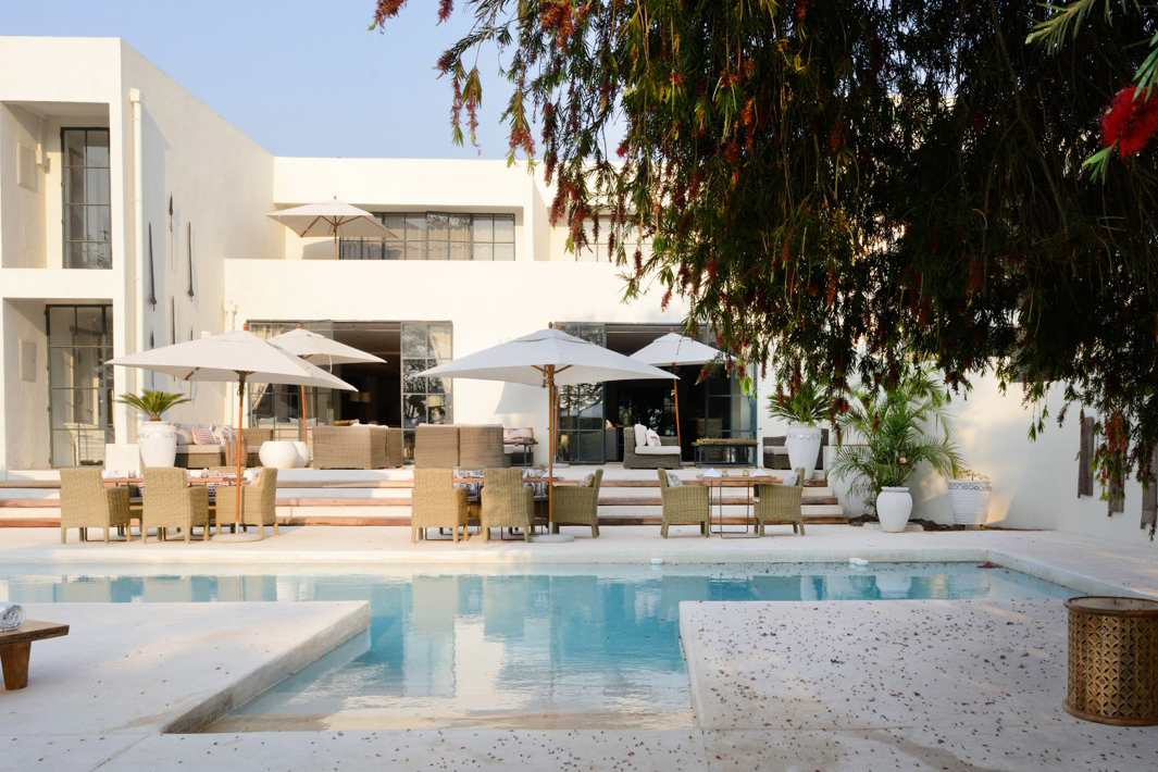 Latitude 15, Lusaka