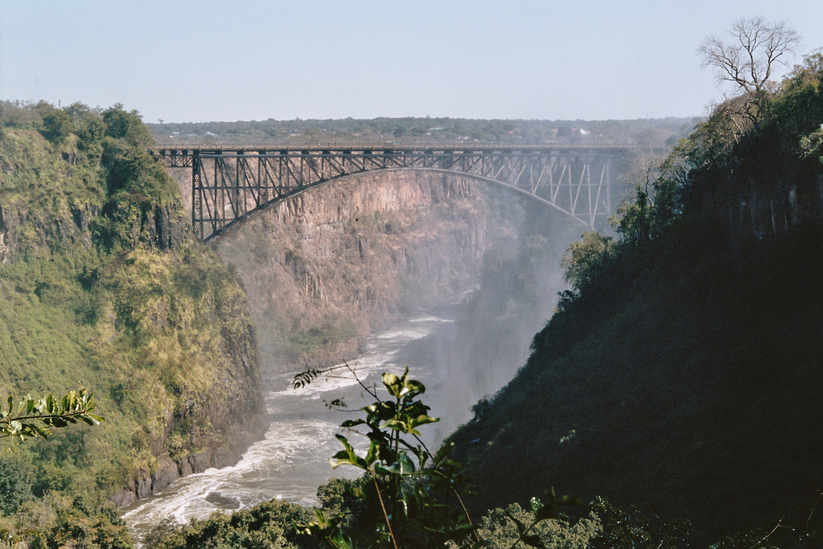 Livingstone - Brücke zwischen Zimbabwe und Zambia