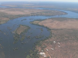 Livingstone - Flug über die Fälle und den Zambezi Livingstone - Flug über die Fälle und den Zambezi