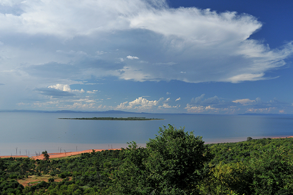 Bumi Hills - Aussicht über den See