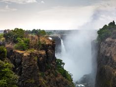 Tsowa Safari Island - Victoria Falls