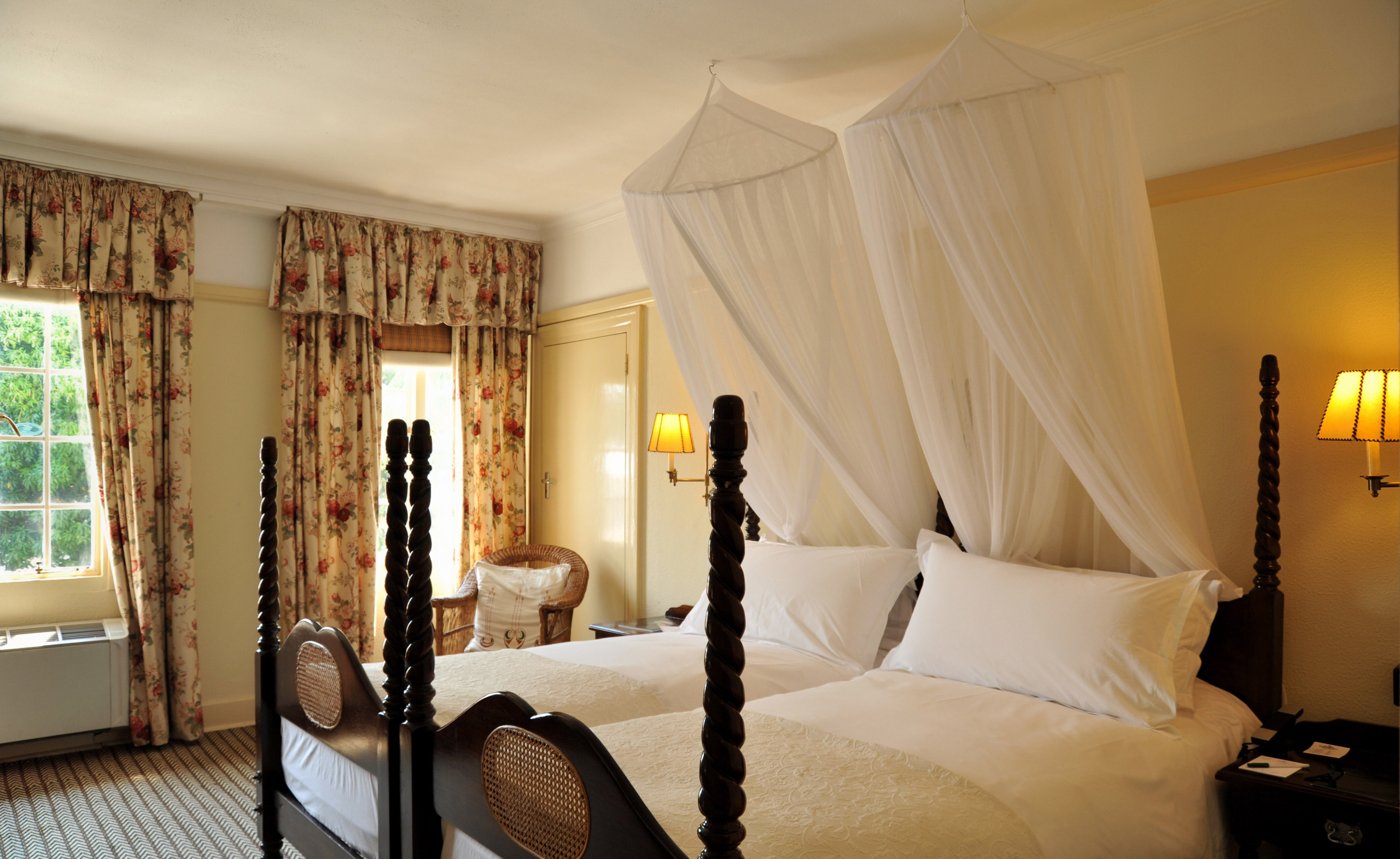 Victoria Falls Hotel, Standard Zimmer