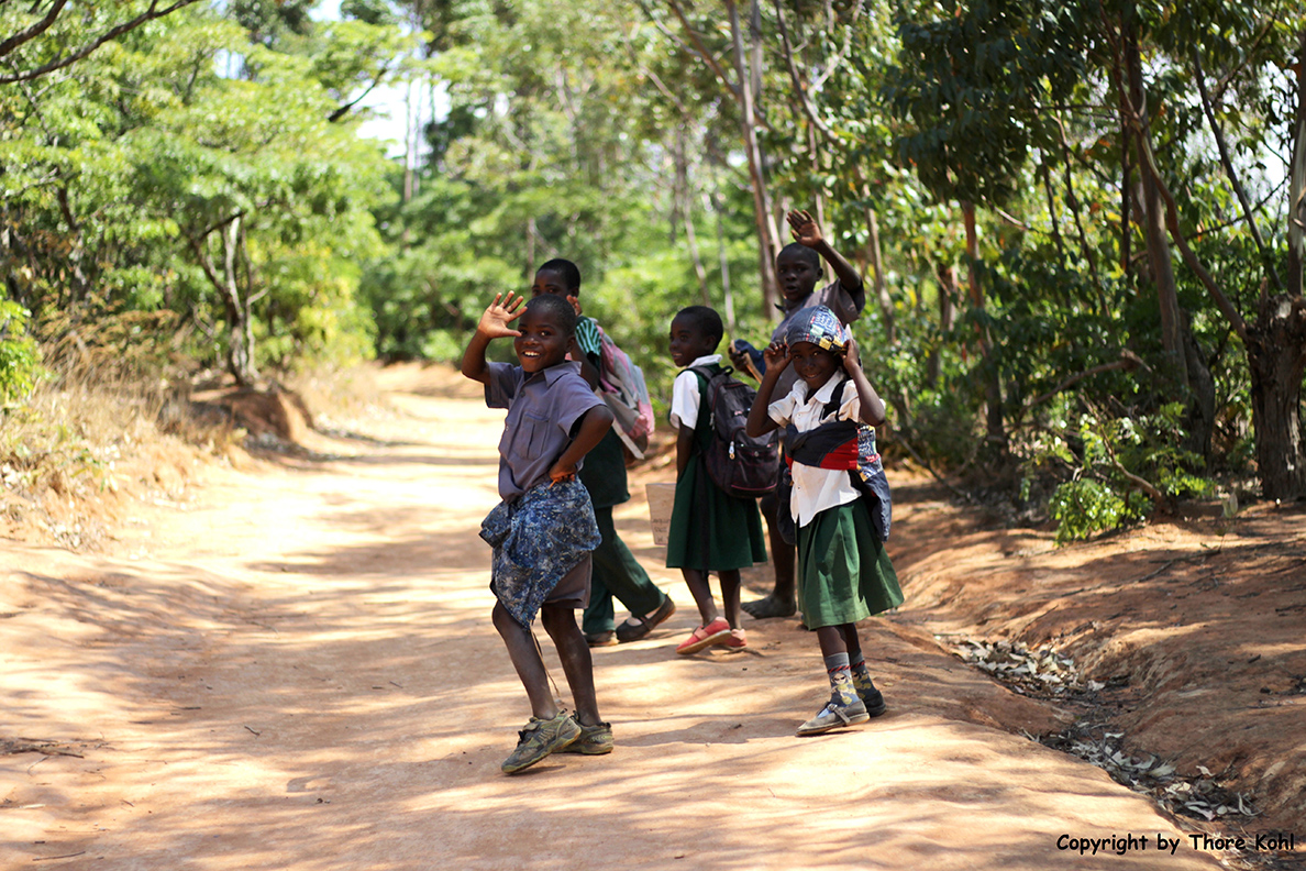 Eastern Highlands - Dorfbesuch bei der Musangano Lodge